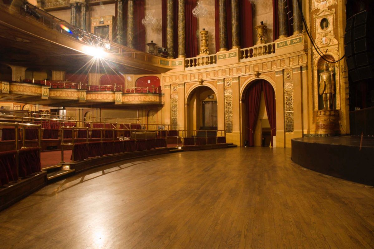 boma nha trang - performances at do theater