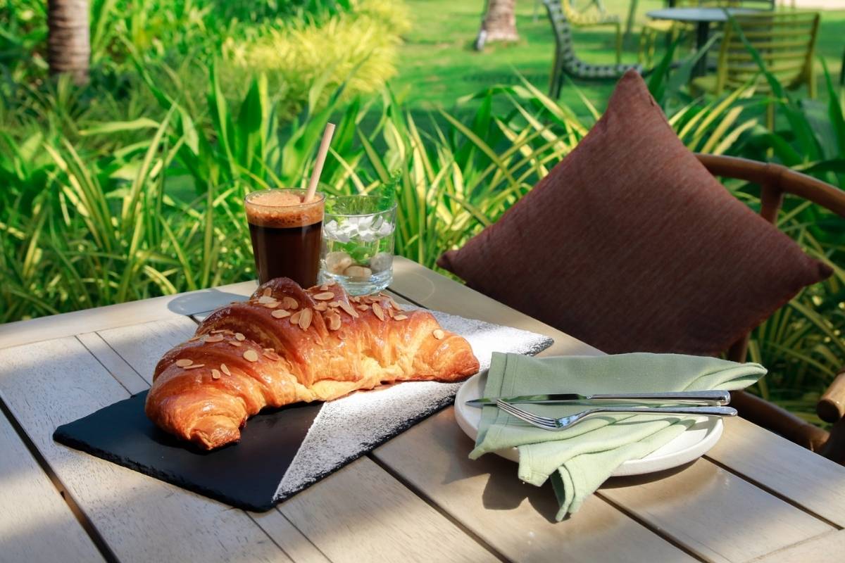 local-vietnamese-coffee-boma-beach-club