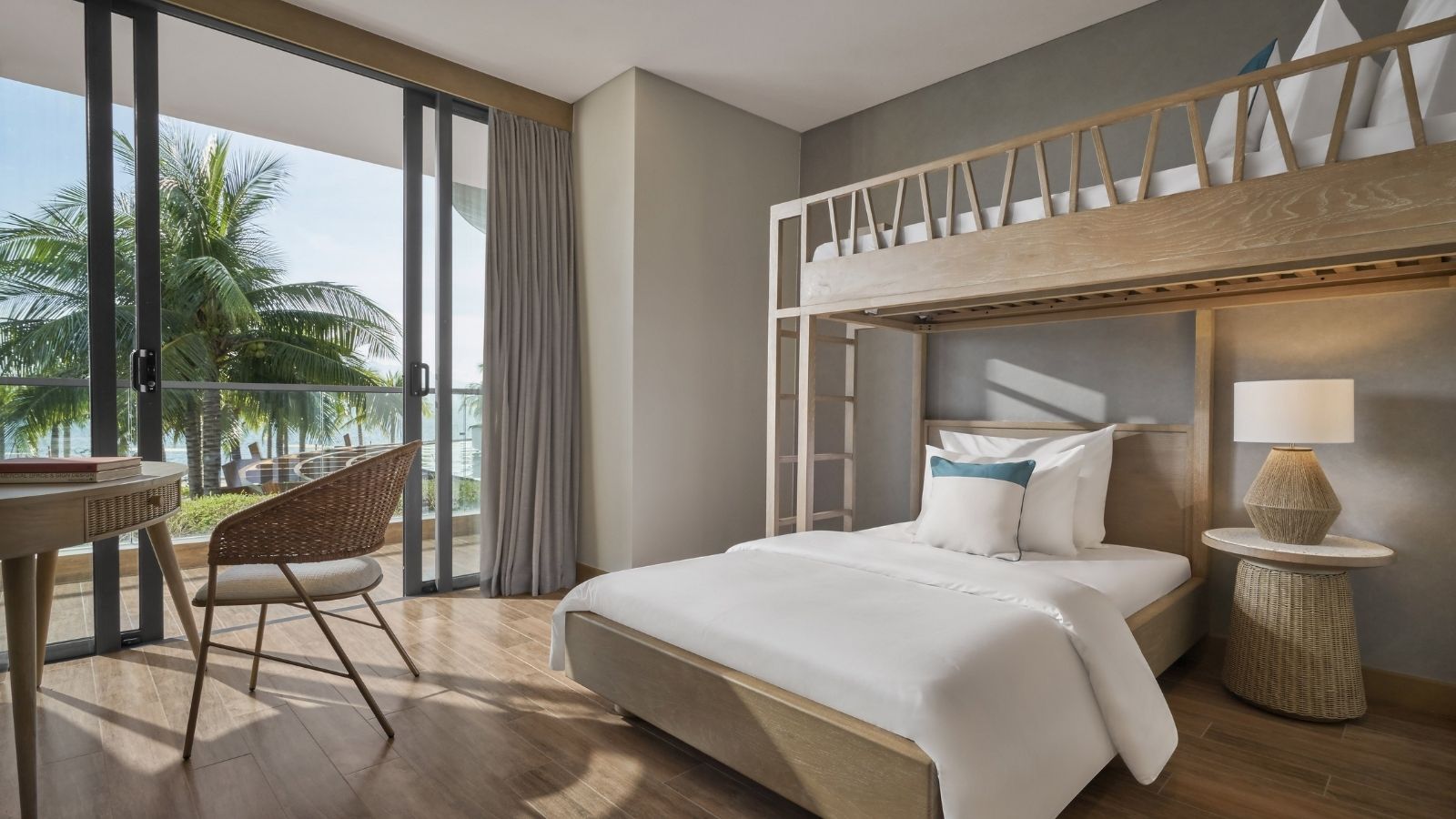 plus 2 suite in boma resort nha trang